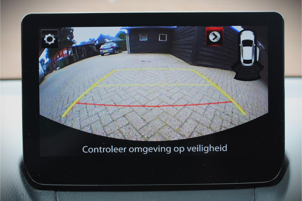 Mazda 2 1.5 SkyActiv-G 90 Homura - Stoel- stuurverwarming, Cruise, Achteruitrijcamera, Airco!