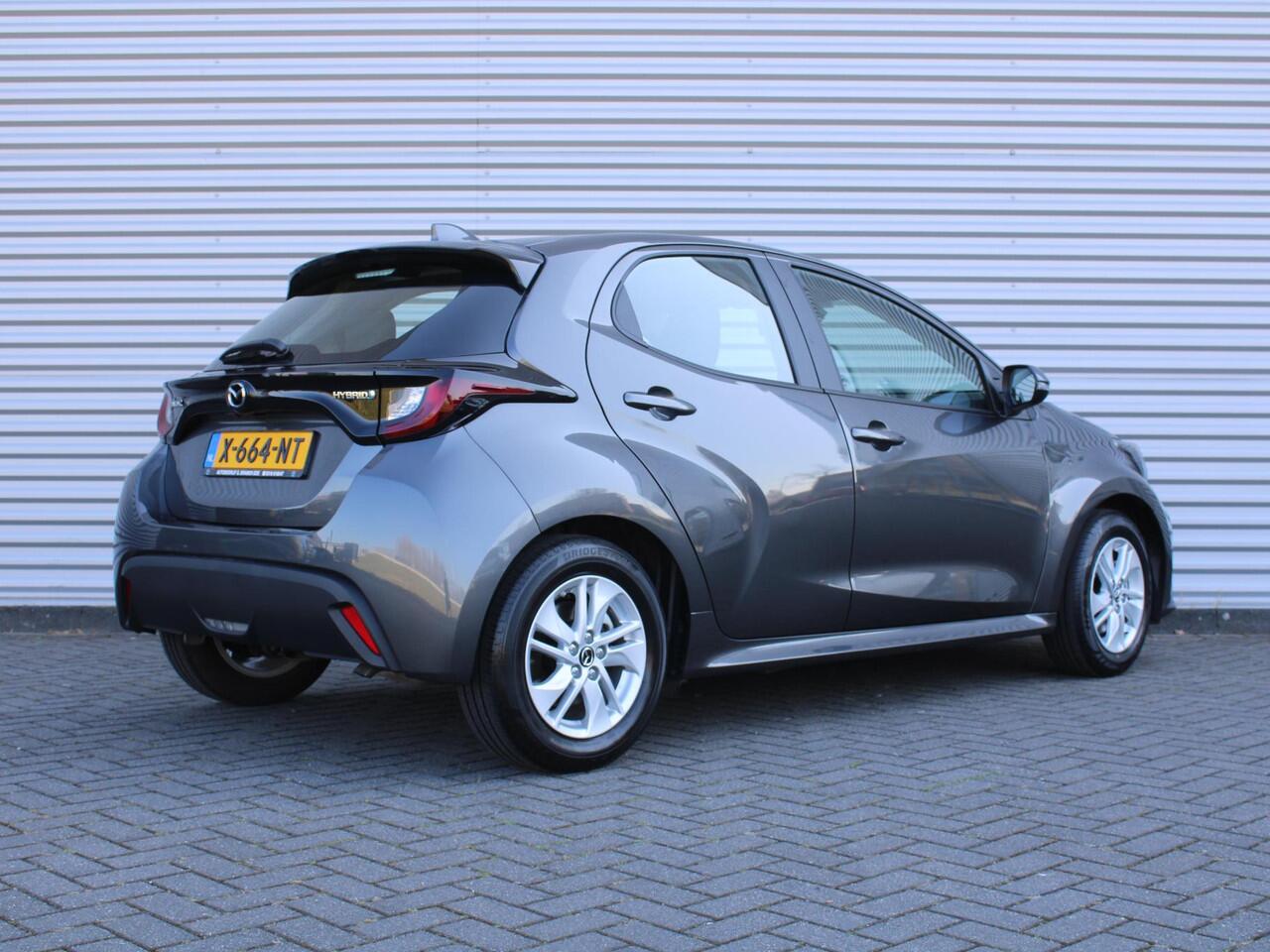 Mazda 2 Hybrid 1.5 Agile | Stuur-/stoelverwarming | Camera | 15" LM | Cruise adapt. | Airco |
