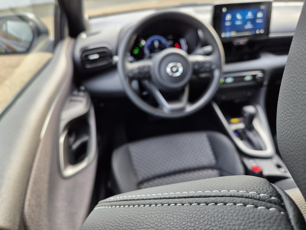 Mazda 2 Hybrid 1.5 Homura | CARPLAY | 17- INCH LMV BLACK |