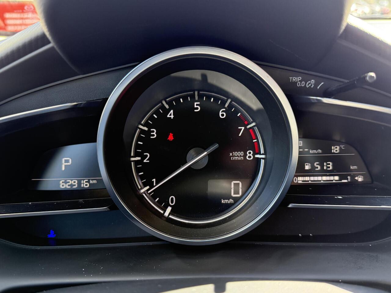 Mazda 2 1.5 Skyactiv-G Luxury Automaat | iACTIVSENSE PACK | CAMERA | STOELVERWARMING |