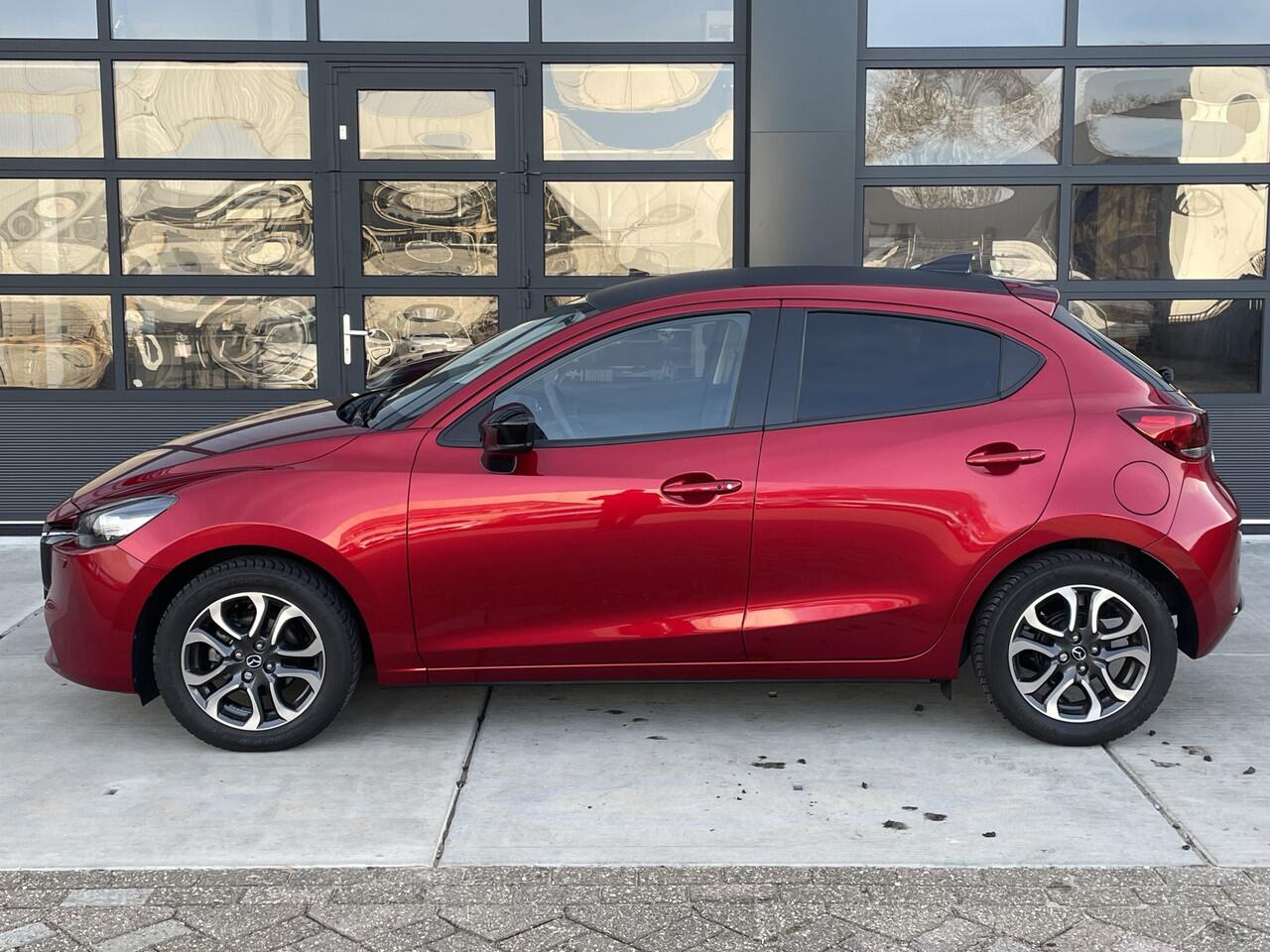 Mazda 2 1.5 e-SkyActiv-G 90 Homura Aka | APPLE CARPLAY | CAMERA | PDC | 16-INCH LMV WINTERPAKKET | CLIMATE CONTROL | CRUISE-CONTROL