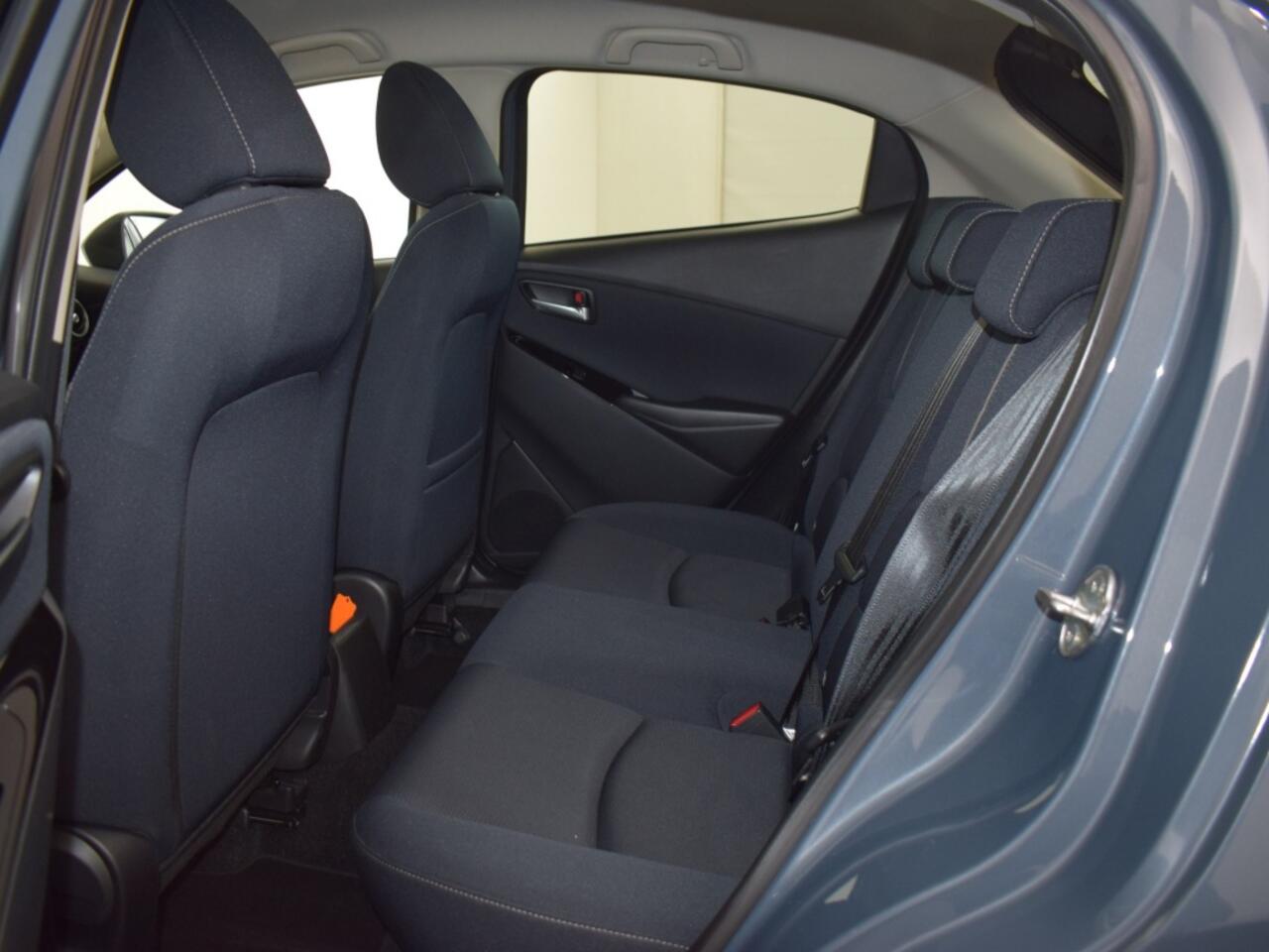 Mazda 2 1.5 Skyact-G Luxury NAVI PDC APPLE CARPLAY