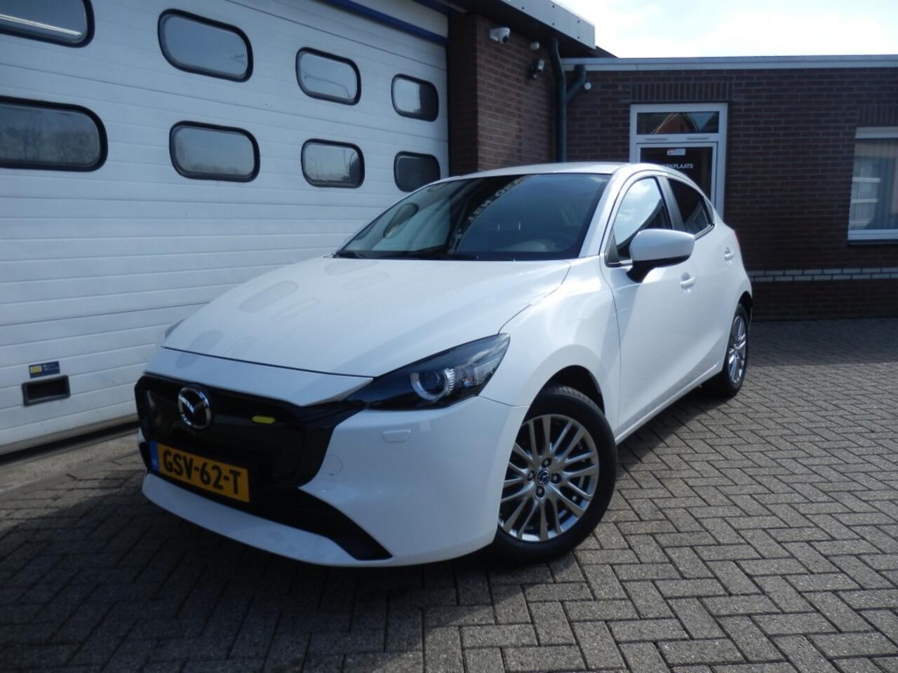 Mazda 2 1.5 E-SA-G HOMURA