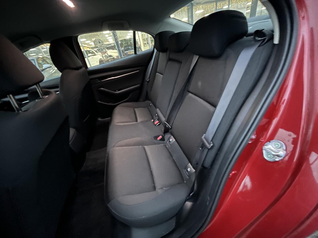 Mazda 3 2.0 e-SkyActiv-X M Hybrid 180pk Navi AdCruise Lmv Nap