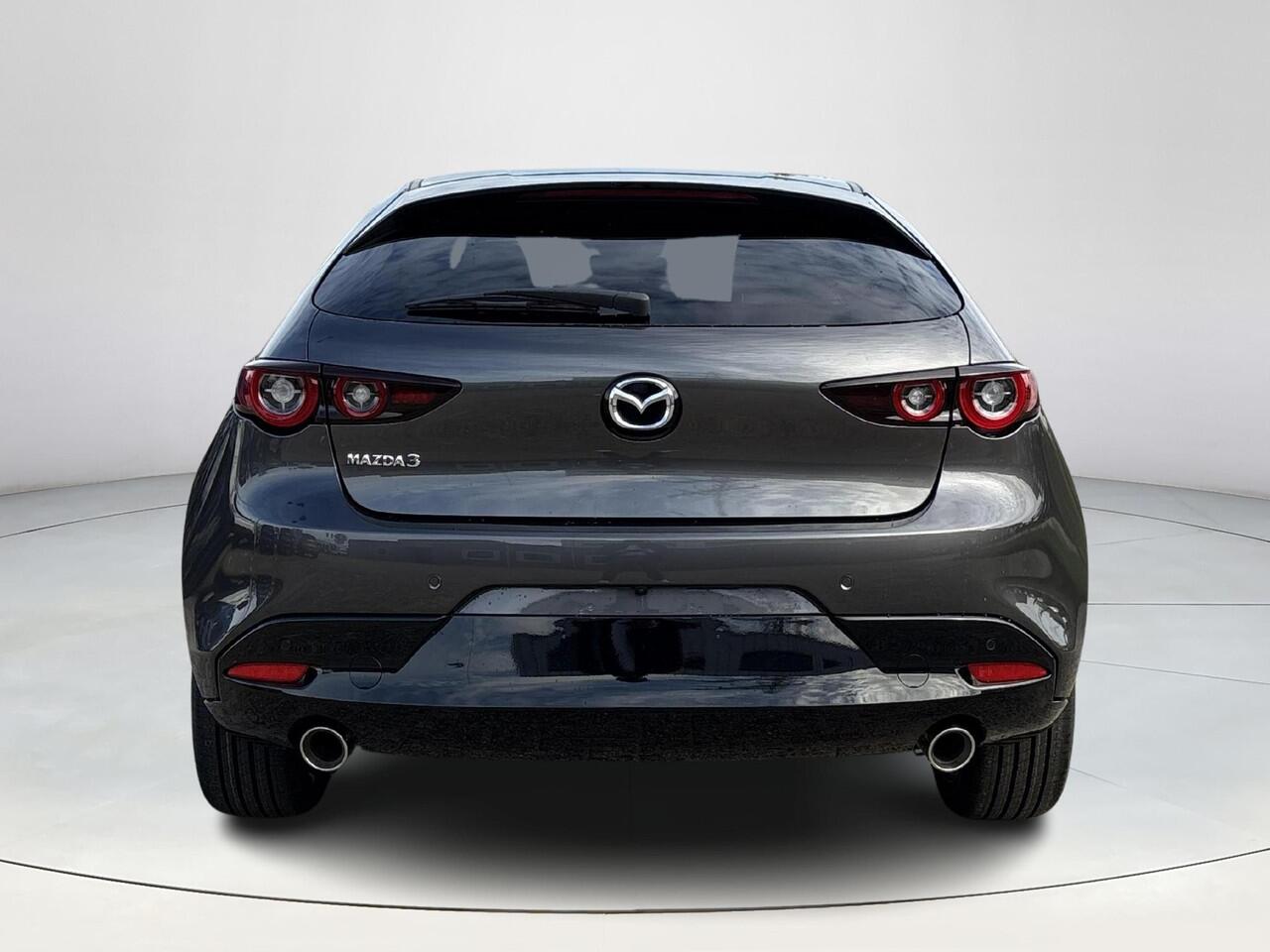 Mazda 3 2.0 e-SkyActiv-X M Hybrid 186 Takumi | Automaat | Stoel/stuurverwarming | BOSE- Premium audio | Elektrische geheugen stoelen | Lederen bekleding | Apple carplay/ Android auto | 360* camera | Full led adaptive |