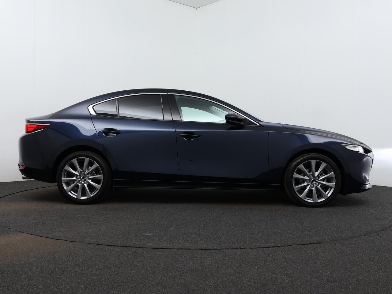 Mazda 3 2.0 e-SkyActiv-G M Hybrid 150 Exclusive-line / Adaptieve cruise / Elec. stoelverst. + memory / Camera