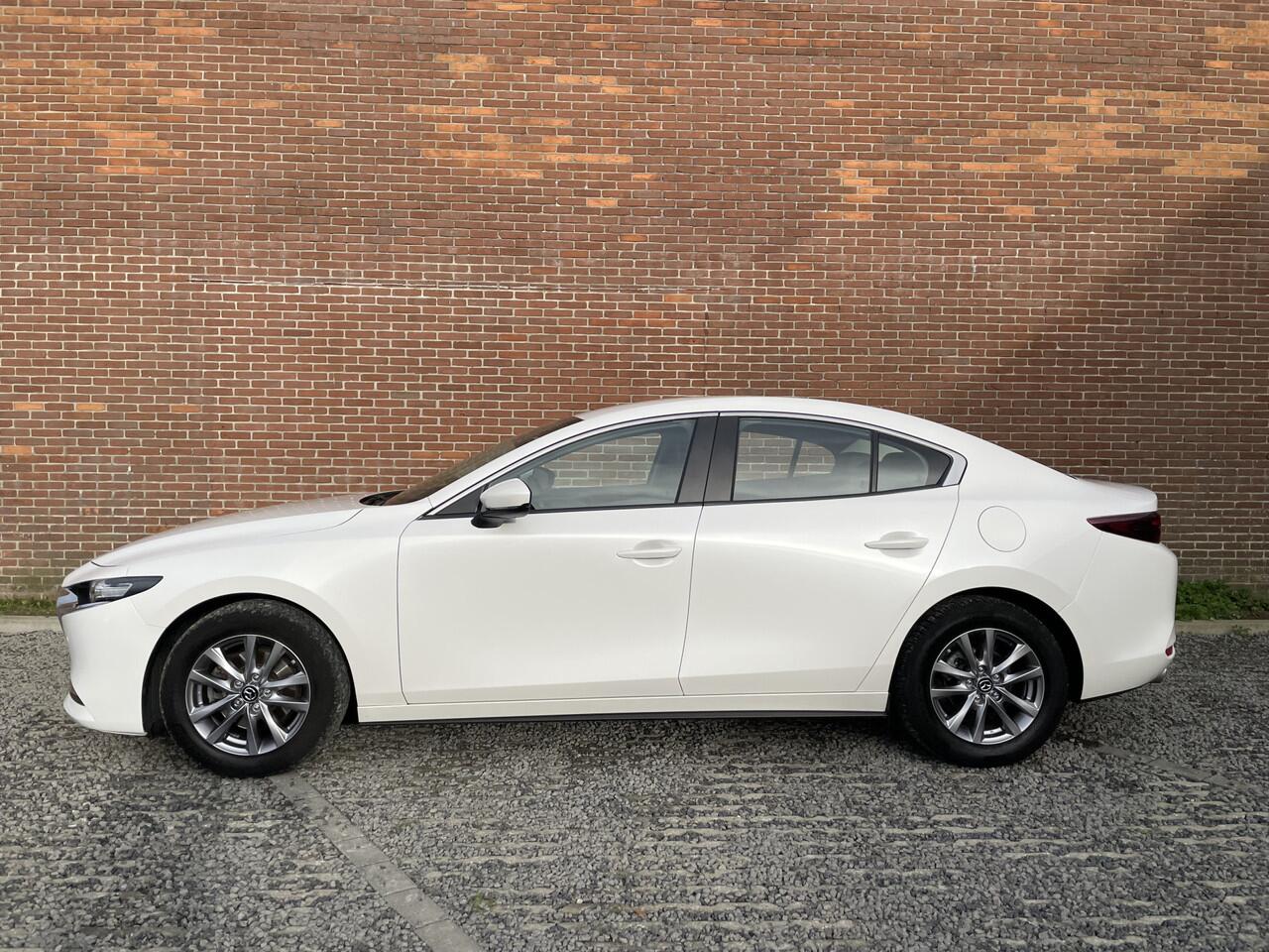 Mazda 3 2.0 e-SkyActiv-X M Hybrid 180 Automaat Comfort met Bose | Climate control | Winterpakket | TREKHAAK | LEDER | NAVIGATIE Achteruitrijcamera | Parkeersensoren voor + achter