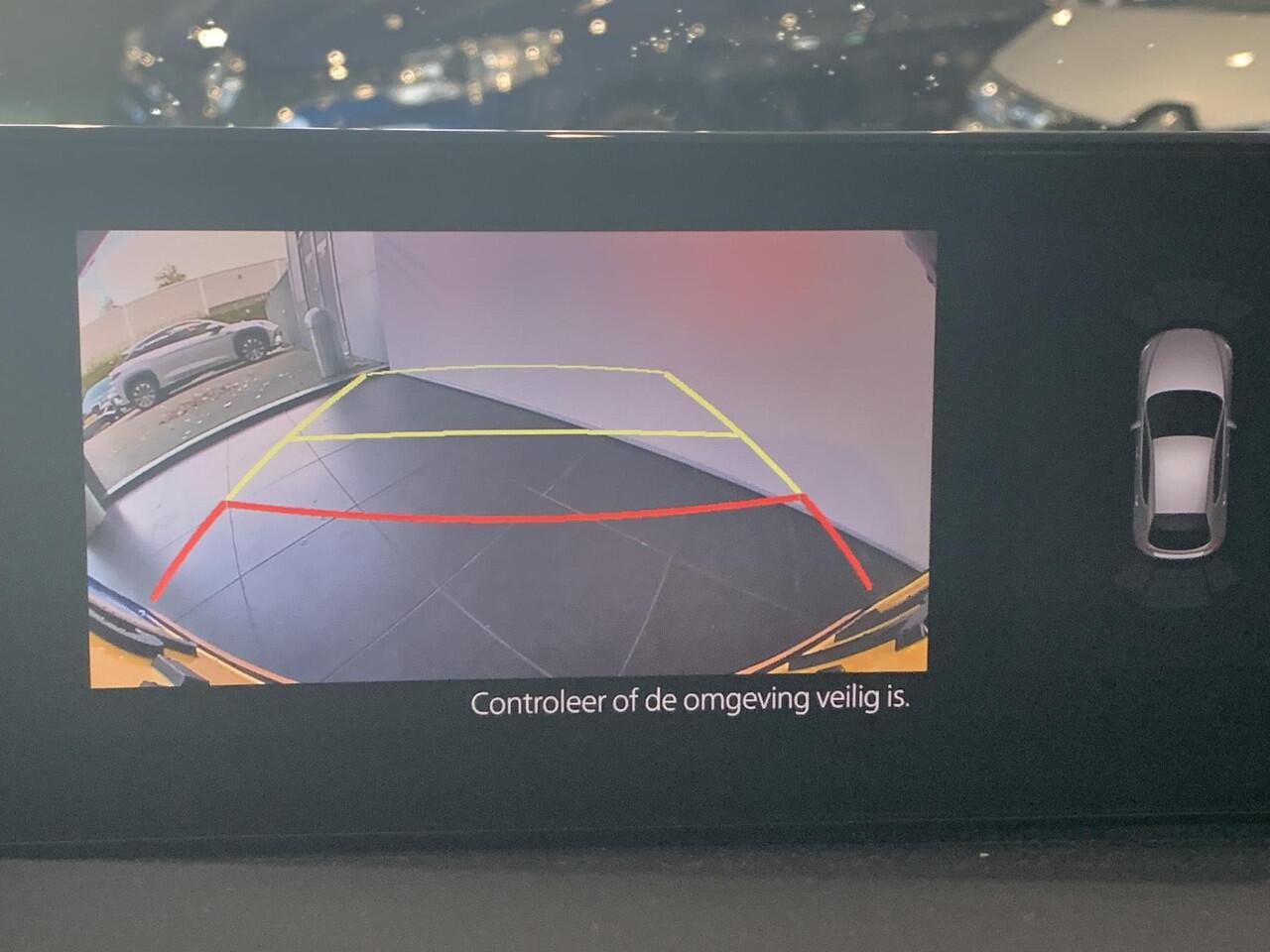 Mazda 3 2.0 e-SkyActiv-X M Hybrid 186 Luxury | AUTOMAAT | NAVIGATIE | ADAPTIVE CRUISECONTROL | ACHTERUITRIJCAMERA | PARKEERSENSOREN VOOR-/ACHTER | STOEL-/STUURVERWARMING | VOL LEDER