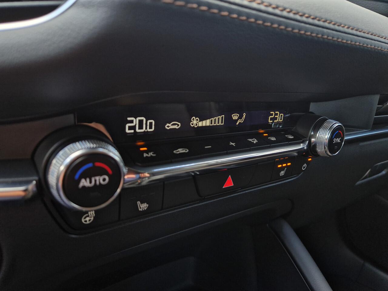 Mazda 3 2.5 e-SkyActiv-G 140 M Hybrid 140 Takumi | AUTOMAAT | BOSE | LEDER | DEMO DEAL!!!