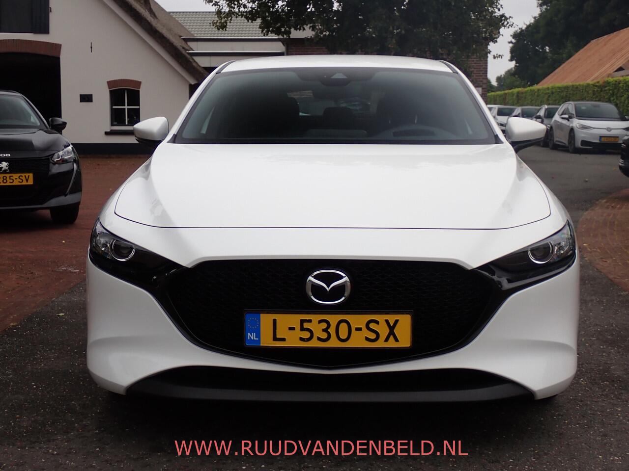 Mazda 3 2.0 e-SkyActiv-G M Hybrid HEADUP / ACC / CARPLAY / DAB