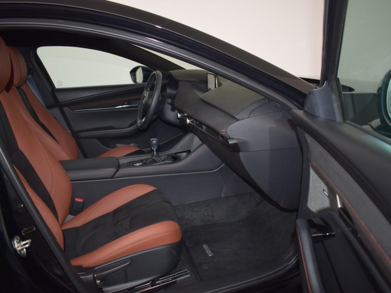 Mazda 3 2.0 e-SkyActiv-G M Hybrid (150 pk) Nagisa | Keyless o Camera