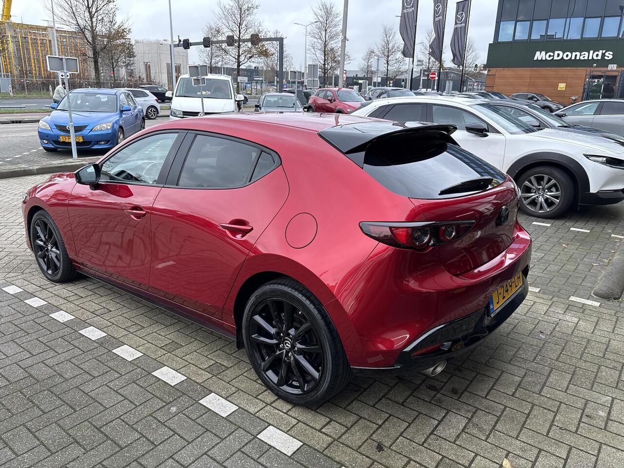 Mazda 3 2.0 e-SkyActiv-X M Hybrid 180 Dealer Onderhouden / Apple Carplay-Android Auto