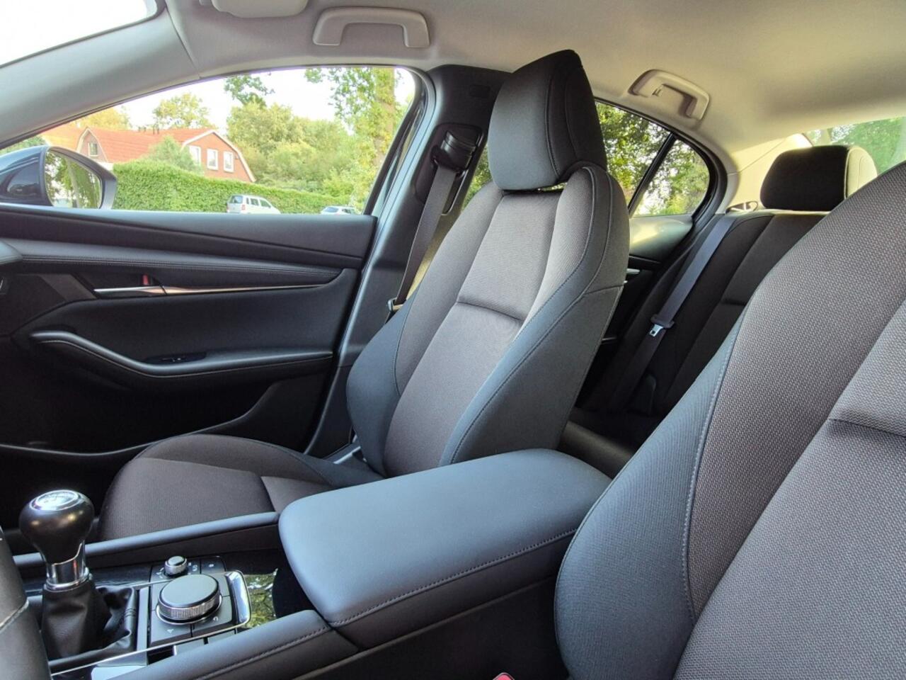 Mazda 3 E-SKYACTIV-G 2.0 150 6MT SPORTIVE