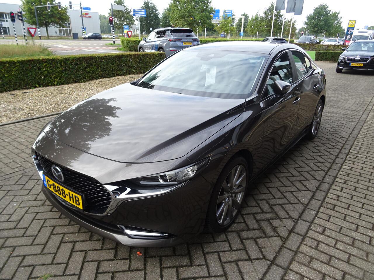 Mazda 3 2.0 e-SkyActiv-X M Hybrid 180 Comfort met Bose AUTOMAAT