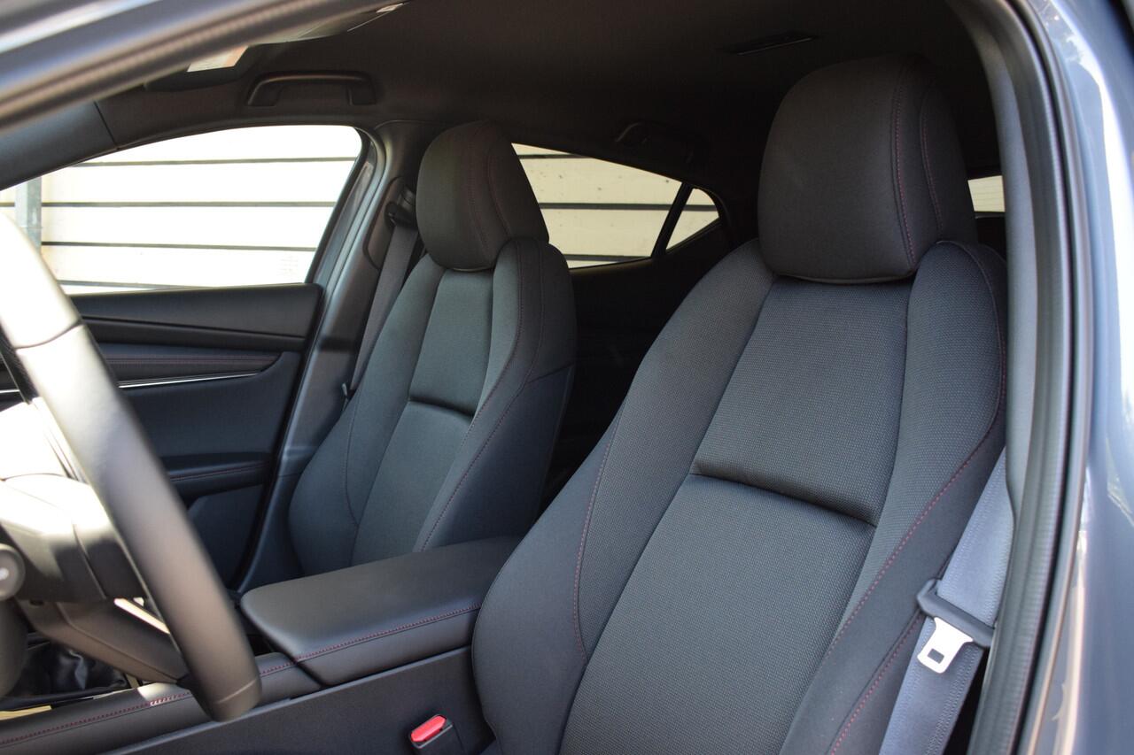 Mazda 3 2.5 e-SkyActiv-G M Hybrid 140 Homura - Nu met ¤ 3.000,- Voorraad korting - Meerdere kleuren/uitvoeringen uit voorraad leverbaar