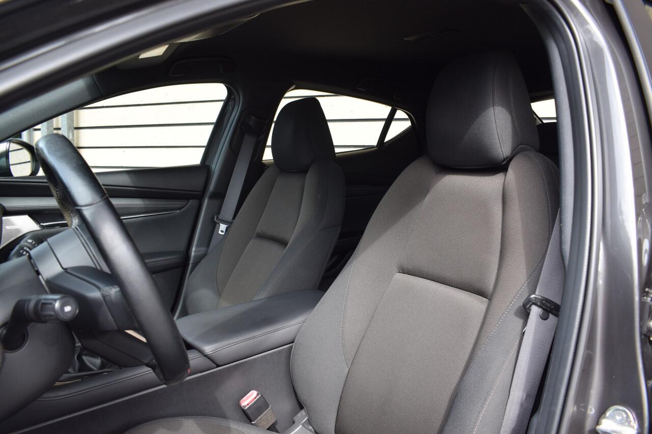 Mazda 3 2.0 e-SkyActiv-X M Hybrid 180 Comfort met Bose - Dealer onderhouden - Afneembare trekhaak