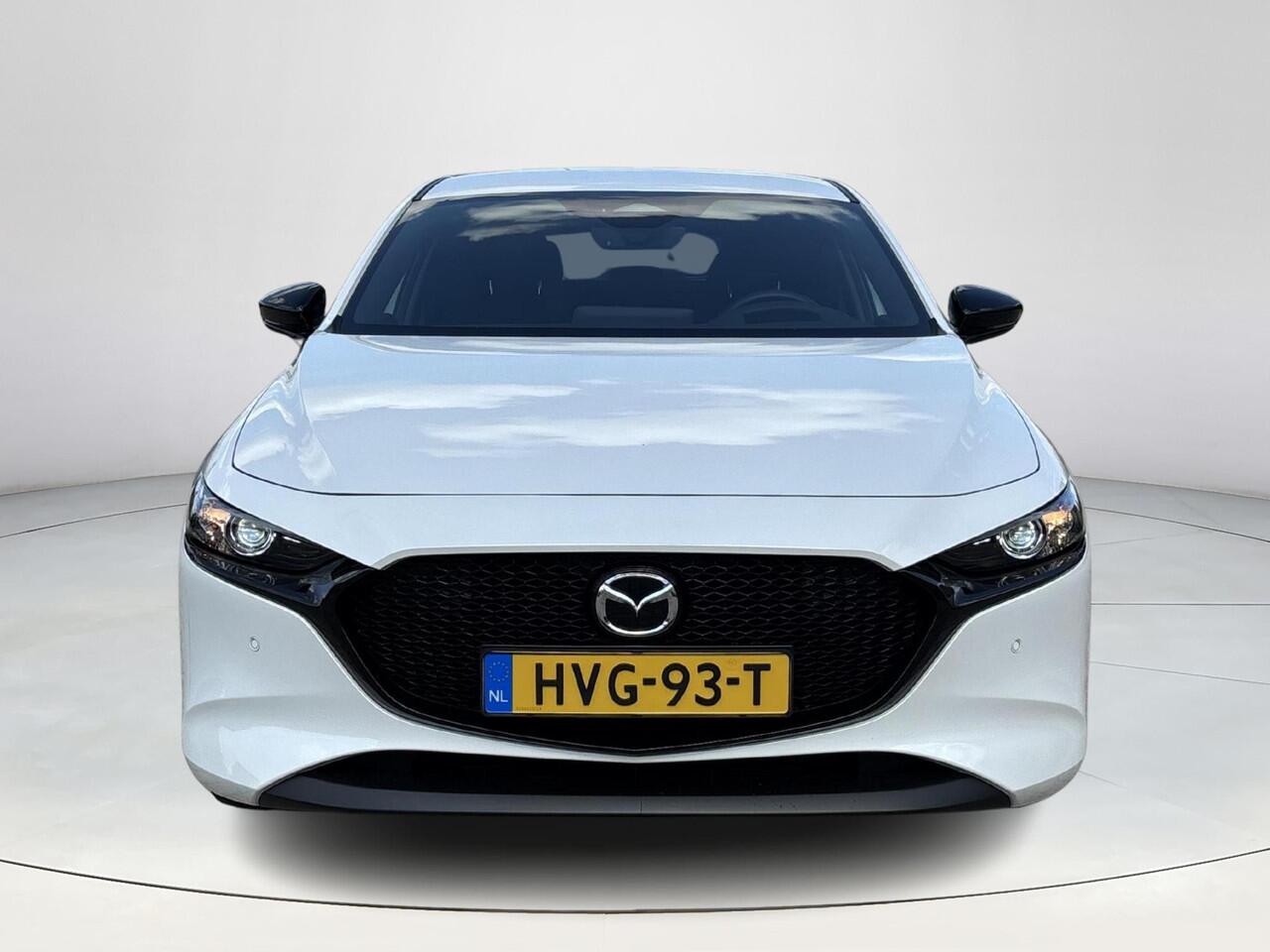 Mazda 3 2.5 e-SkyActiv-G M Hybrid 140 Homura | Navigatie systeem | Lichtmetalen velgen | Achteruitrijcamera | Adaptieve Cruise Contro | Draadloze Applecarplay en Android Auto |