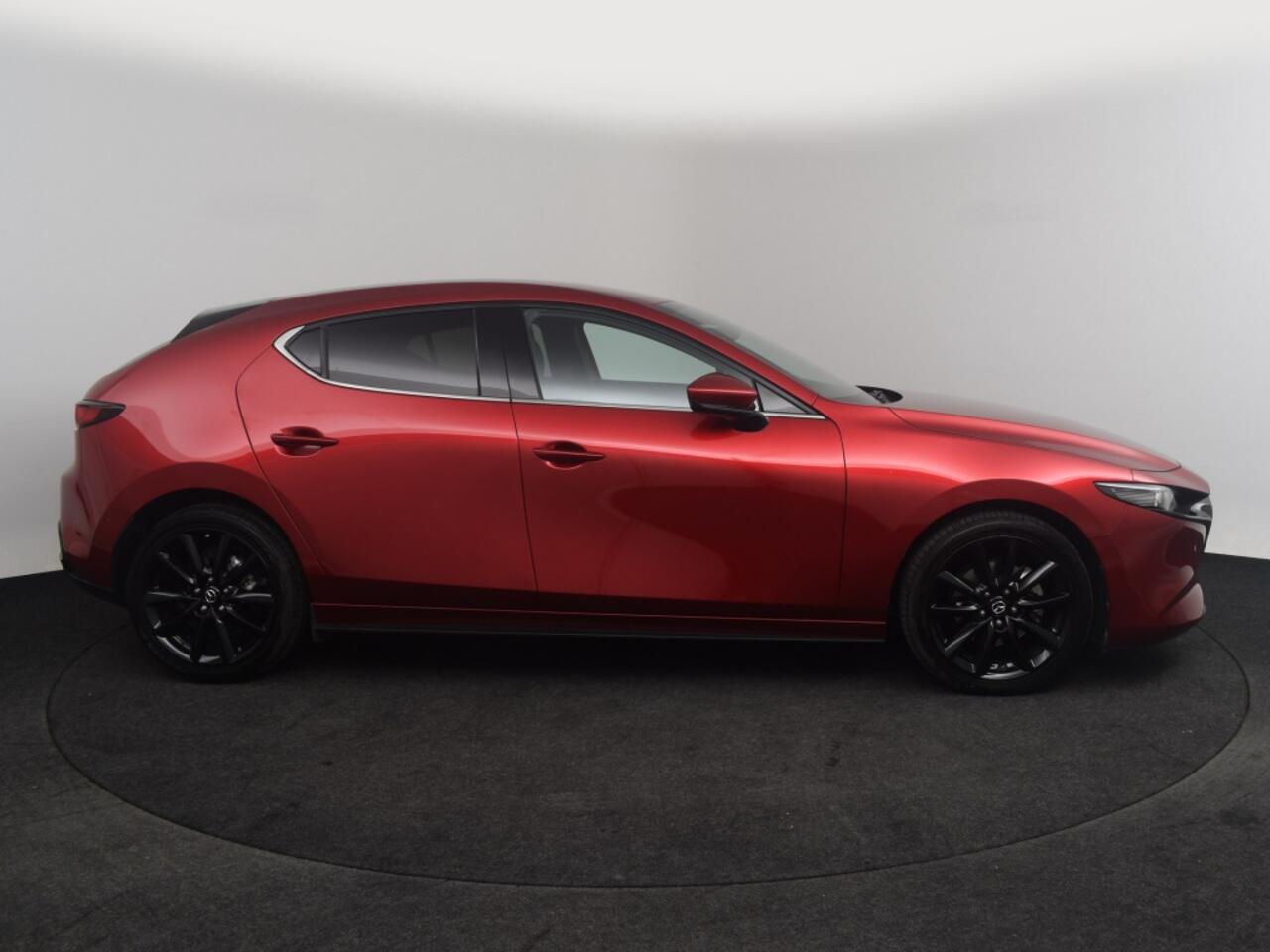 Mazda 3 186PK Luxury LEER NAVI BOSE CAMERA