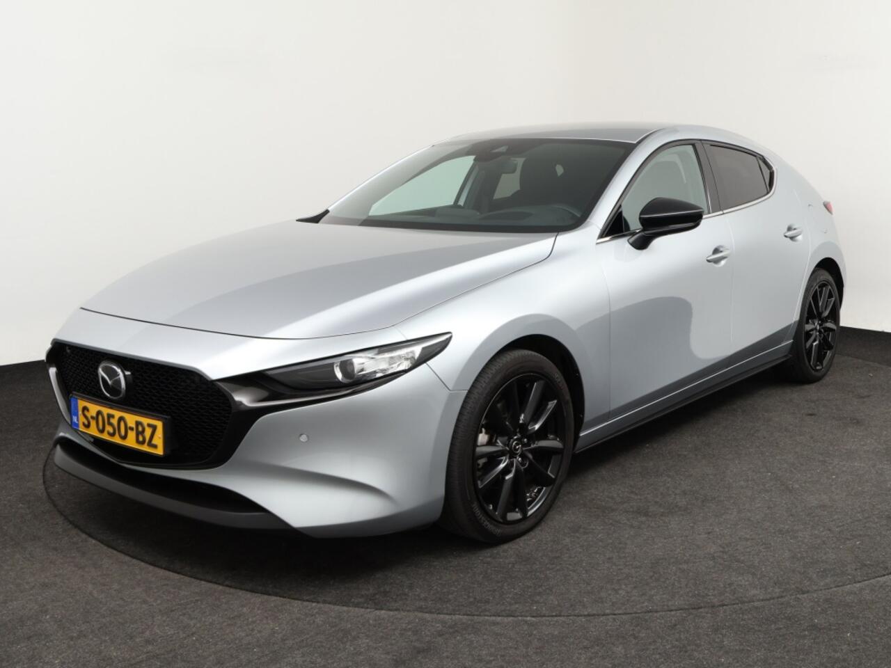 mazda-3-2.0-e-sa-g-homura-camera-tr