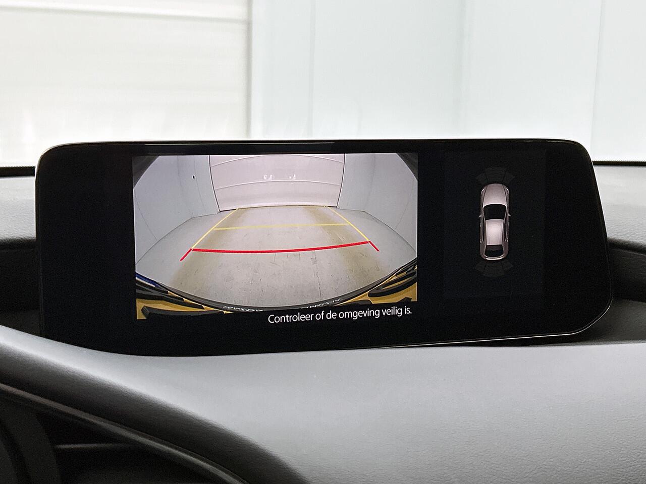 Mazda 3 2.0 e-SkyActiv-X M Hybrid 186 Centre-line | Stuur + Stoel Verwarming | Camera | Navigatie |