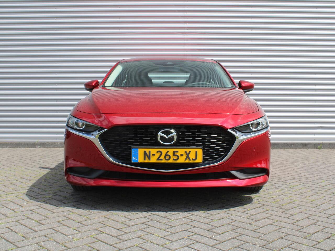 Mazda 3 2.0 e-SkyActiv-G M Hybrid 122 Comfort | Stuur-/stoelverwarming | Camera | Cruise adapt. | Clima | 16" LM | HUD | LED | Dodehoek detectie |