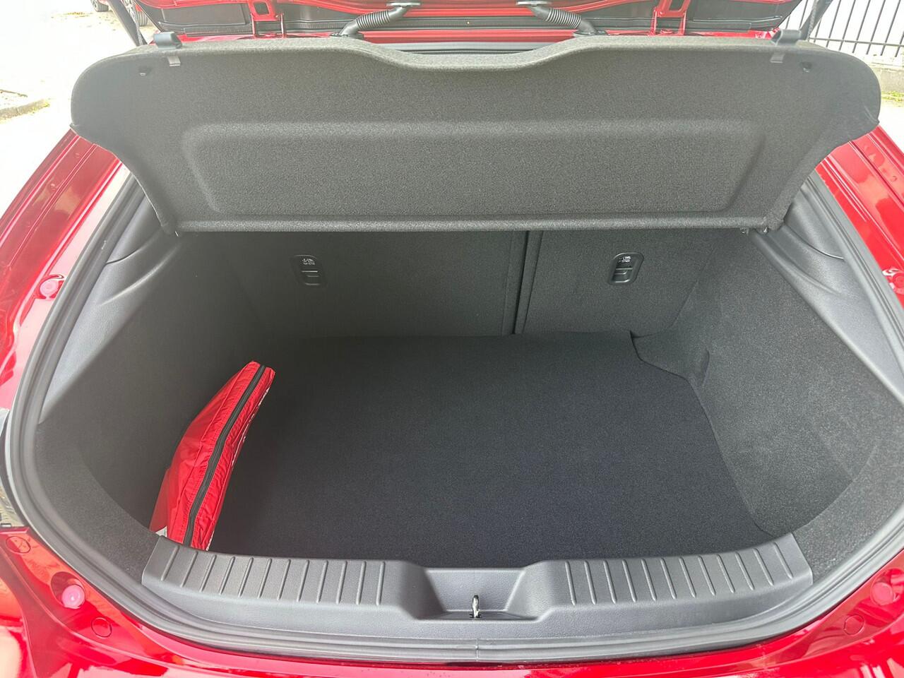 Mazda 3 2.5 e-SkyActiv-G M Hybrid 140 Exclusive-line | ¤ 3000,- EXTRA INRUIL DEAL