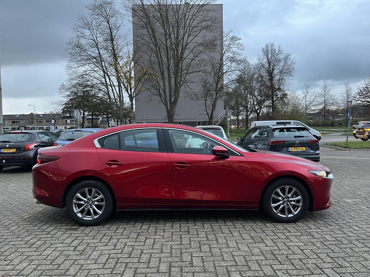 Mazda 3 2.0 e-SkyActiv-X M Hybrid 180pk Navi AdCruise Lmv Nap