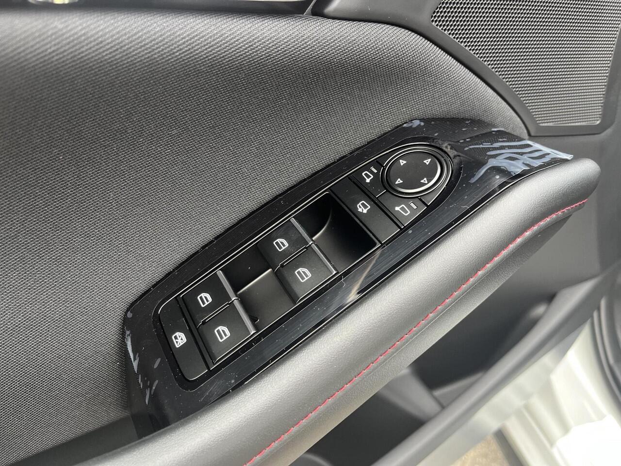 Mazda 3 2.0 e-SkyActiv-X M Hybrid 186 Homura | Apple Carplay/Android Auto | Radar cruise |