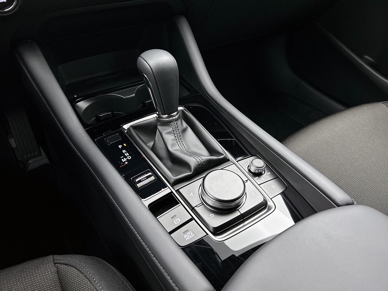 Mazda 3 2.0 e-SkyActiv-X M Hybrid 186 Exclusive-line | 360 Camera | BOSE |