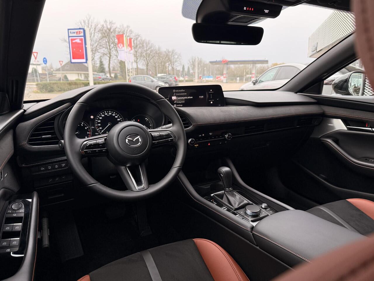 Mazda 3 2.5 e-SkyActiv-G M Hybrid 140 Nagisa | AUTOMAAT | ALL SEASON | CAMERA | PARKEER SENSOREN VOOR EN ACHTER |