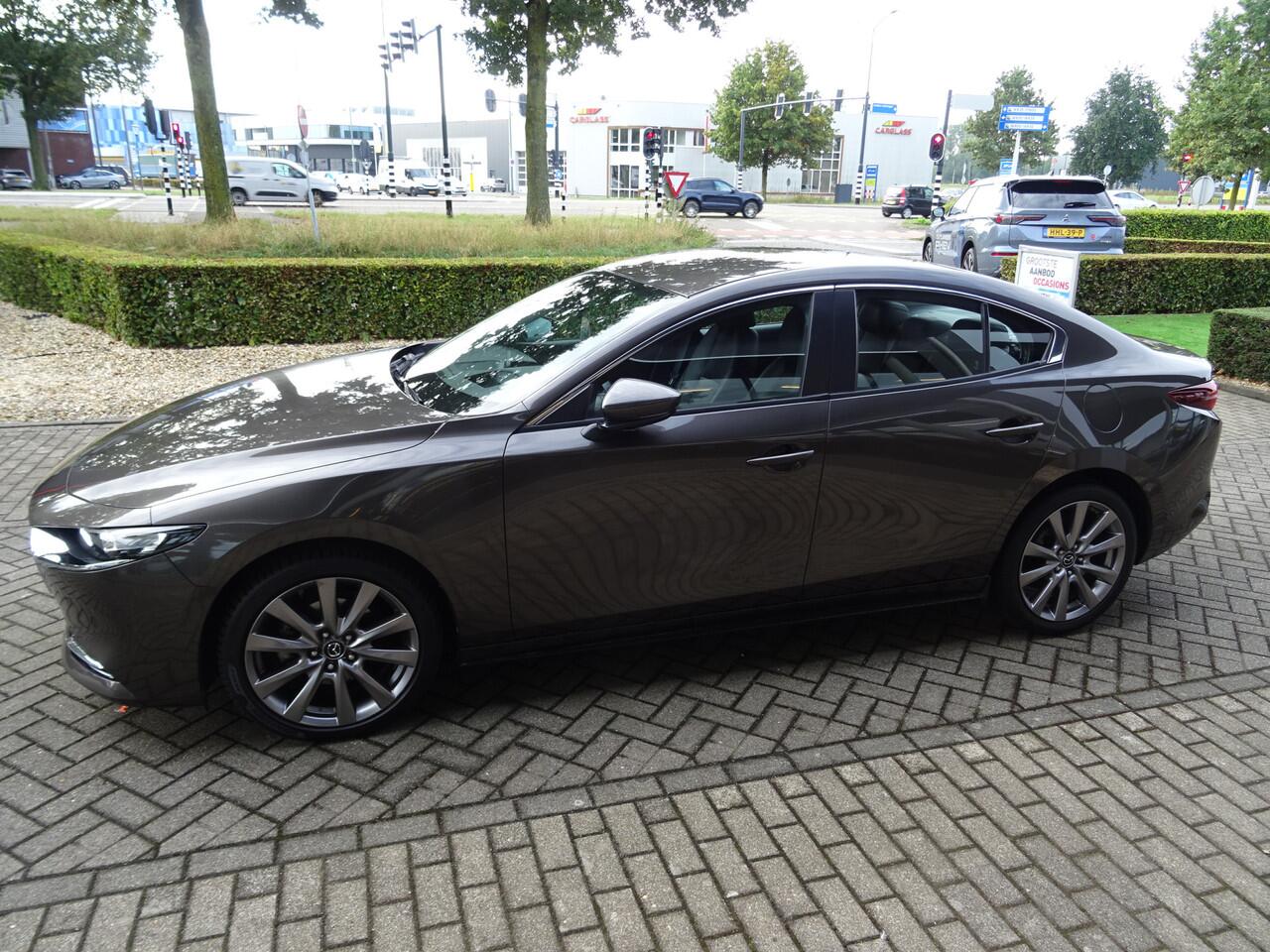 Mazda 3 2.0 e-SkyActiv-X M Hybrid 180 Comfort met Bose AUTOMAAT