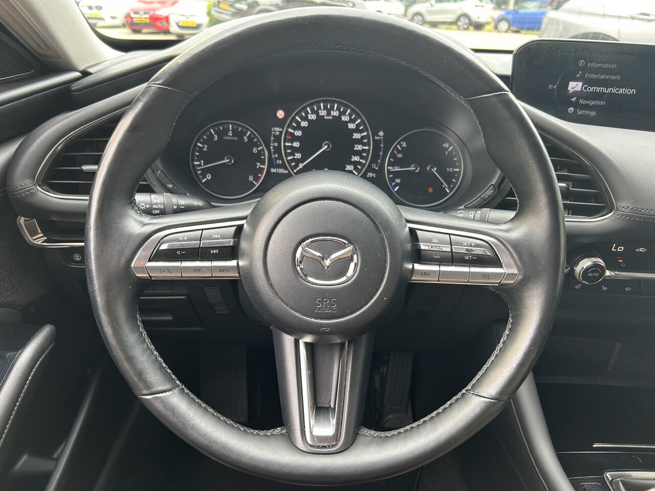 Mazda 3 2.0 e-SkyActiv-X M Hybrid 180 Comfort met Bose | Automaat | Head-up display | Navigatie |