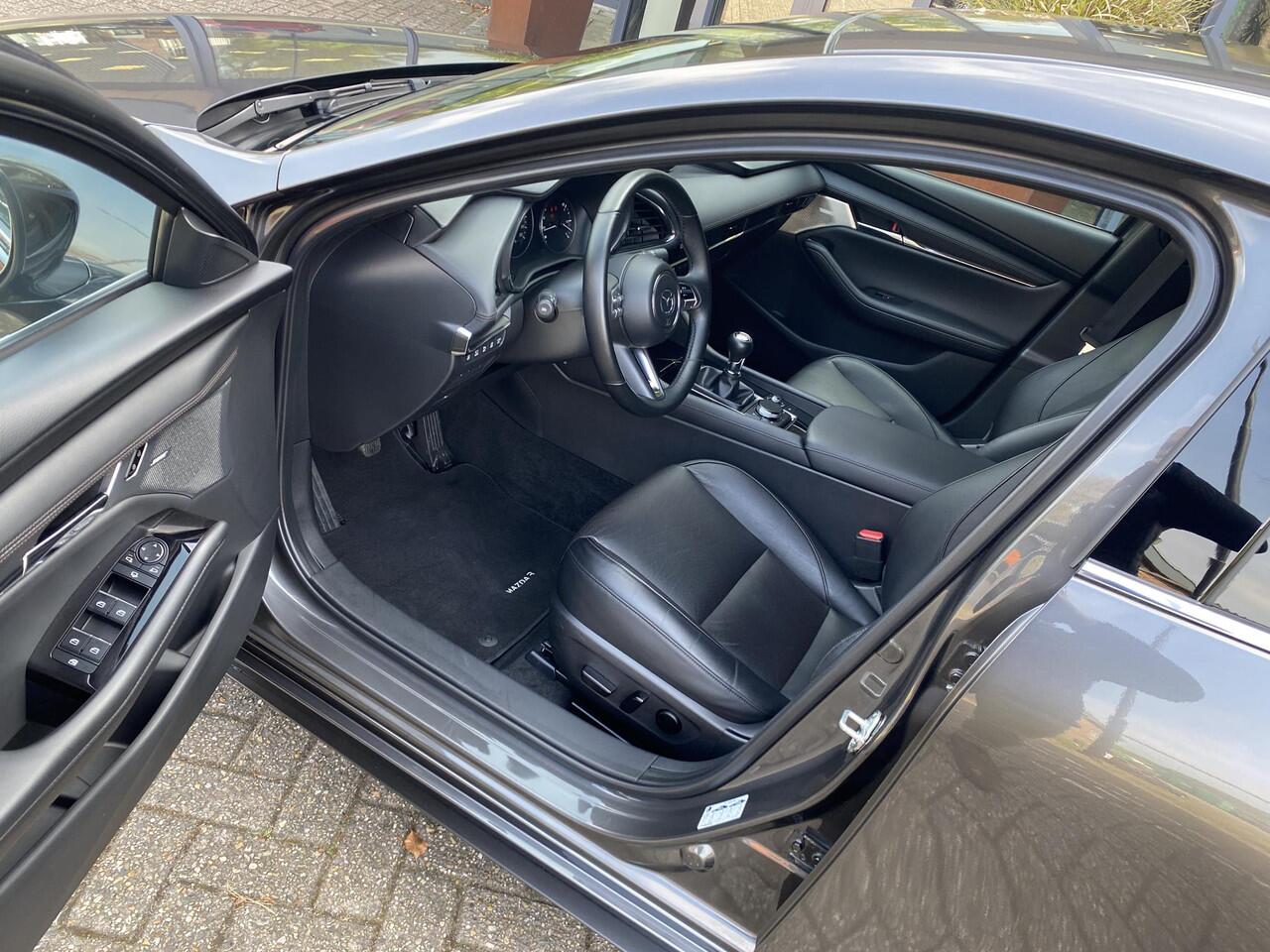 Mazda 3 2.0 e-SkyActiv-G M Hybrid 150 Sportive