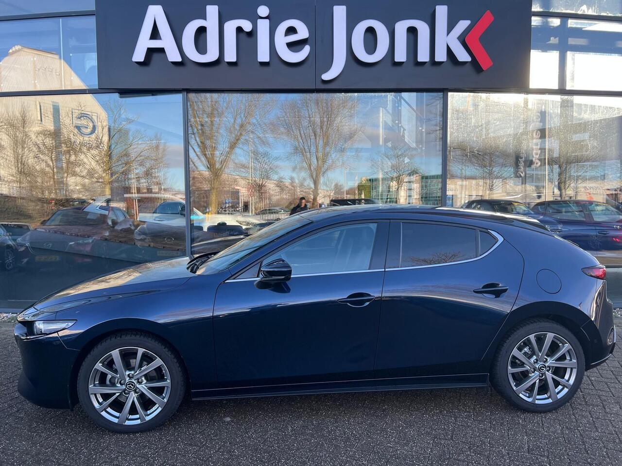 Mazda 3 2.0 e-SkyActiv-X M Hybrid 186 Luxury AUTOMAAT | i-ACTIVE PACK | SUNROOF | LEDER | Bose AUDIO | 360 CAMERA | ALTIJD DEALER ONDERHOUDEN |