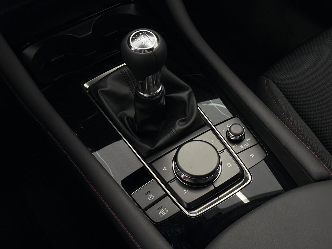 Mazda 3 2.0 e-SkyActiv-G M Hybrid 150 Homura | Rijklaar | Apple Carplay | Parkeersensor | Stoelverwarming