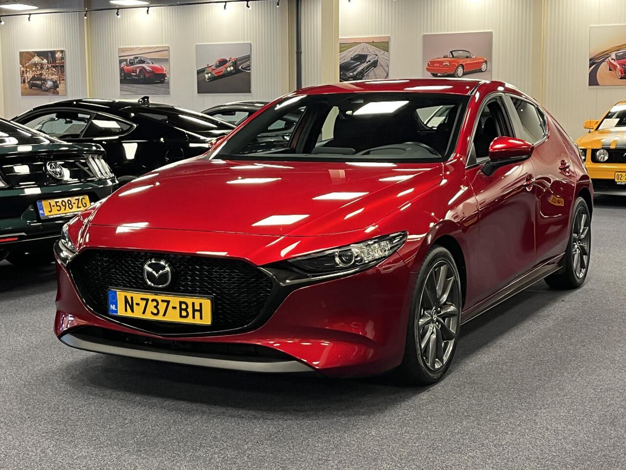 Mazda 3 Hatchback 2.0 e-SkyActiv-G 122PK M Hybrid Comfort 18inch Adaptive Cruise Head Up Display Camera Trekhaak