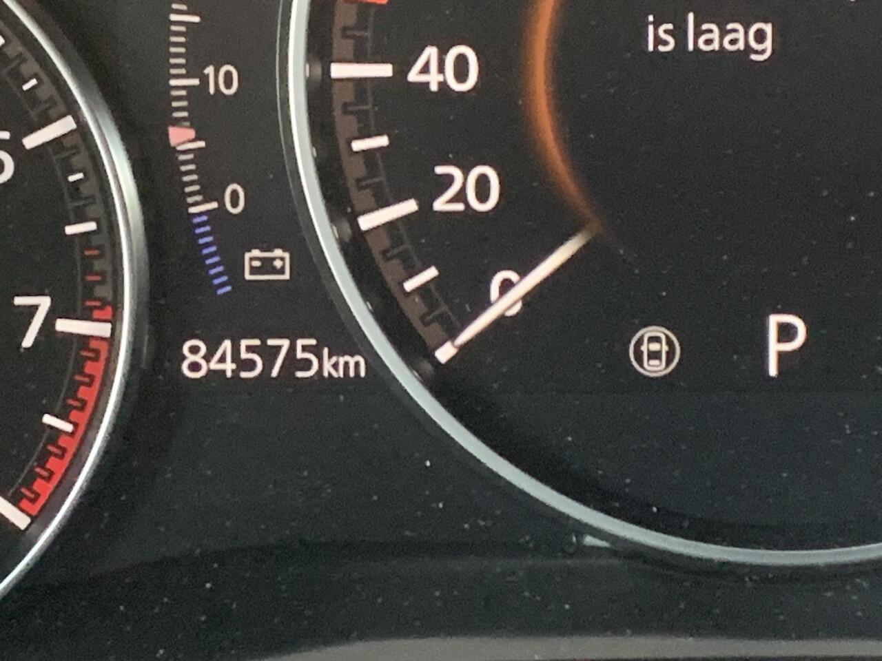 Mazda 3 2.0 e-SkyActiv-X M Hybrid 186 Luxury | AUTOMAAT | NAVIGATIE | ADAPTIVE CRUISECONTROL | ACHTERUITRIJCAMERA | PARKEERSENSOREN VOOR-/ACHTER | STOEL-/STUURVERWARMING | VOL LEDER