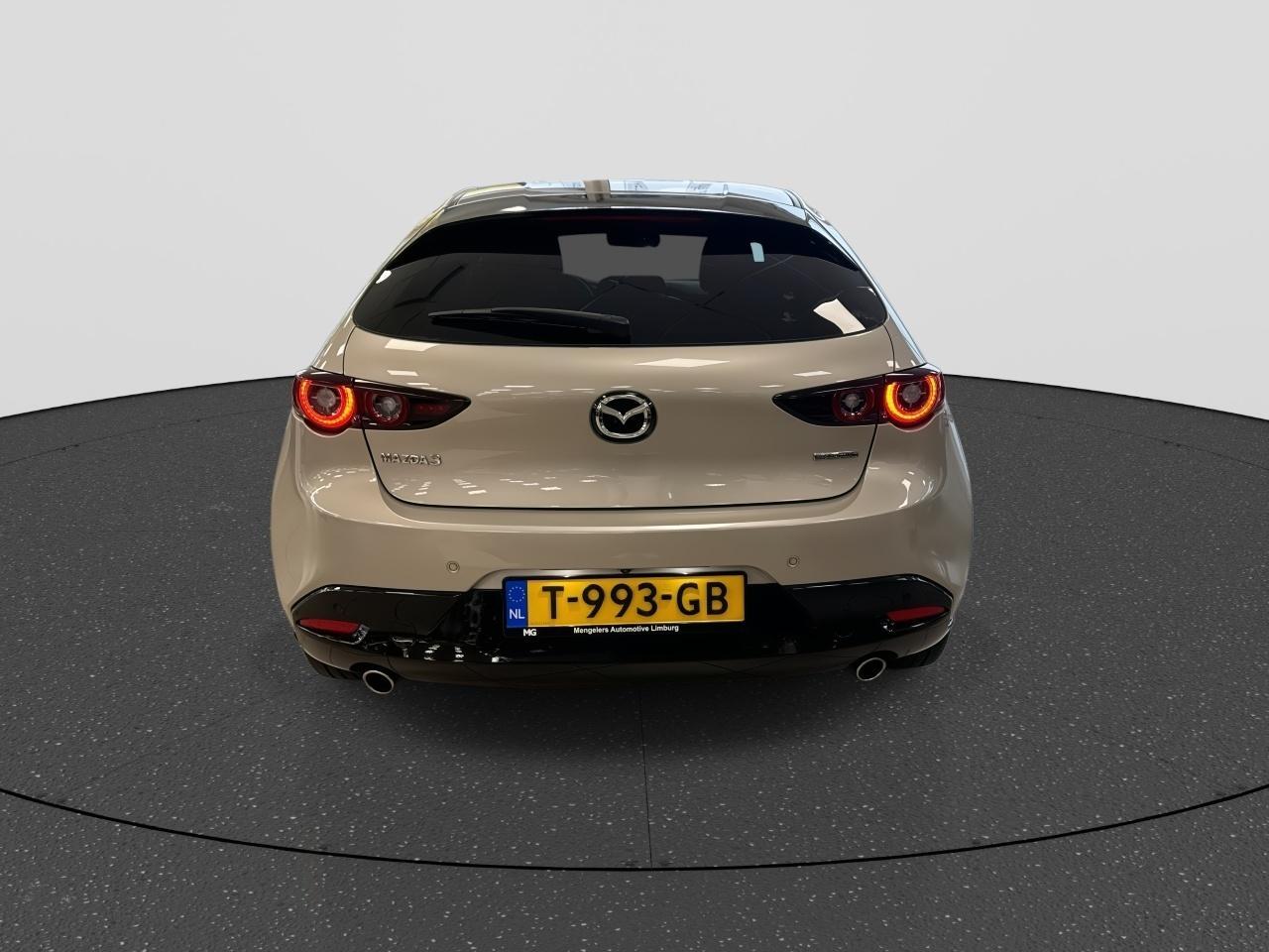 Mazda 3 2.0 e-SkyActiv-G M Hybrid 150 PK Homura | NL-Auto | Rijklaar | Apple Carplay | Stoelverwarming | Camera