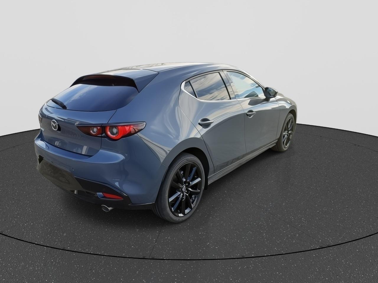 Mazda 3 2.5 e-SkyActiv-G M Hybrid 140 Homura Mengelers actieprijs: ¤ 34.890,00*