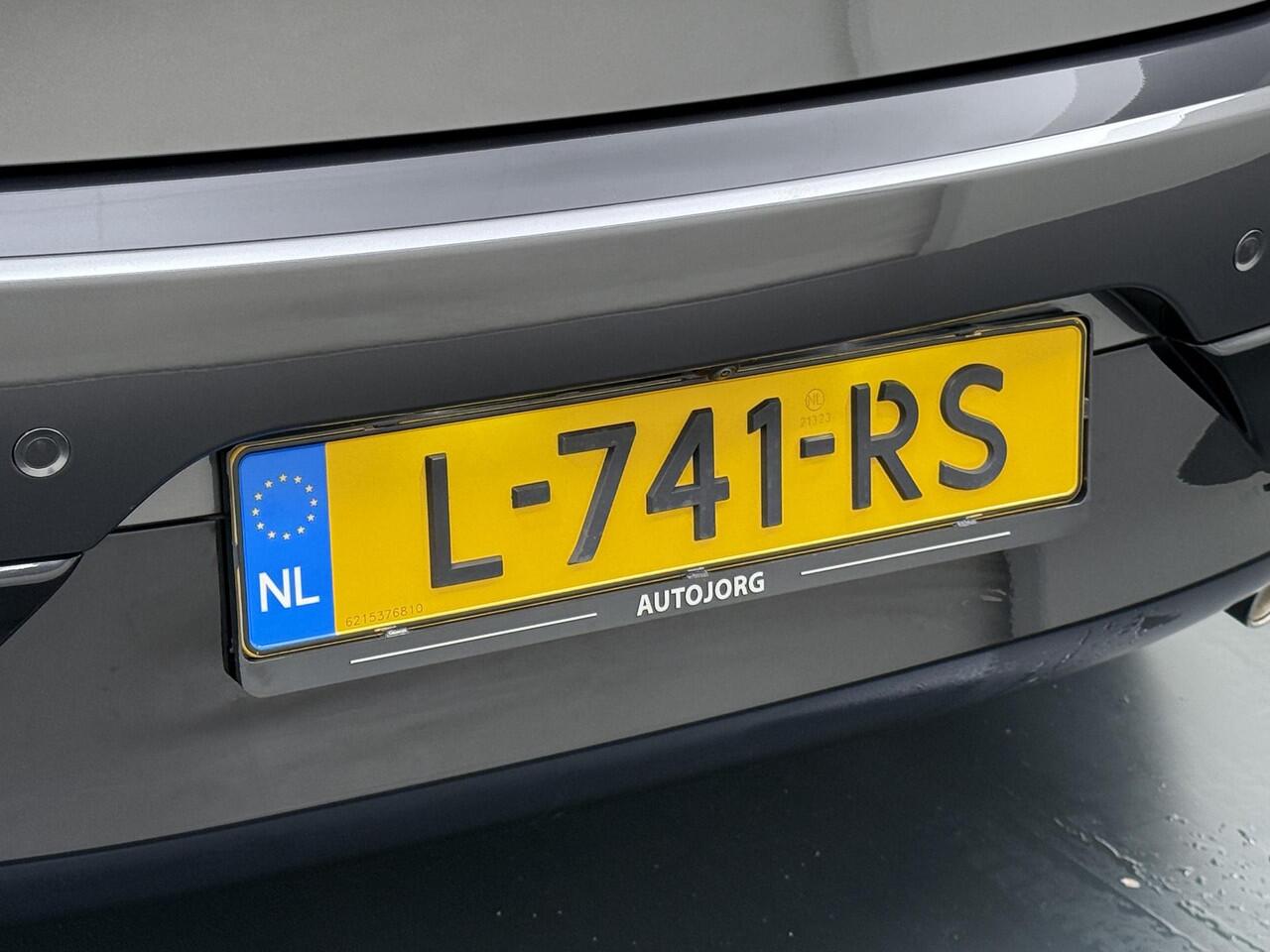 Mazda 3 2.0 e-SkyActiv-X M Hybrid 186 Luxury Leder | Bose | 360 camera |