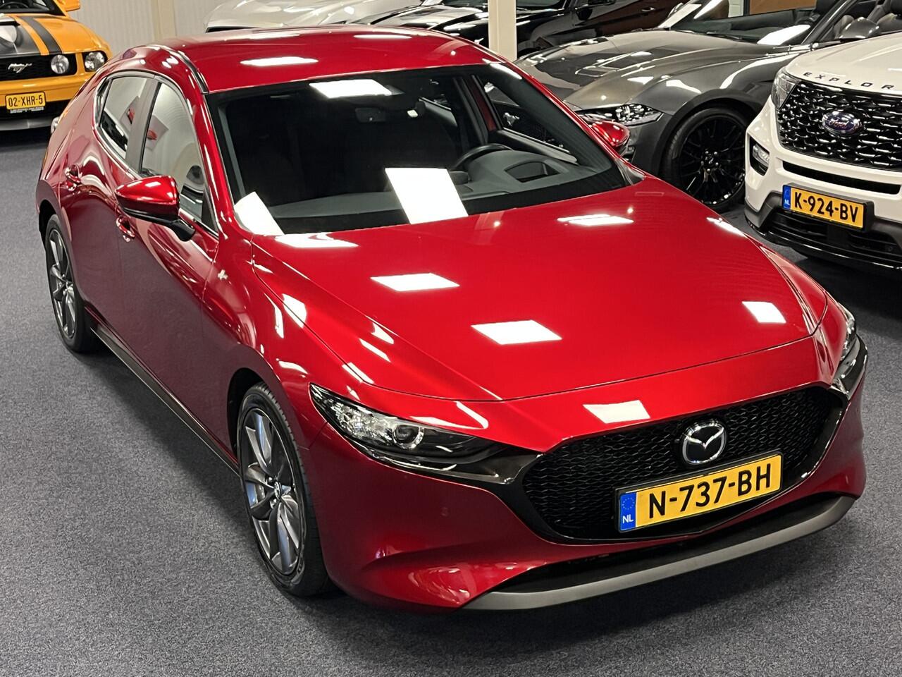 Mazda 3 Hatchback 2.0 e-SkyActiv-G 122PK M Hybrid Comfort 18inch Adaptive Cruise Head Up Display Camera Trekhaak