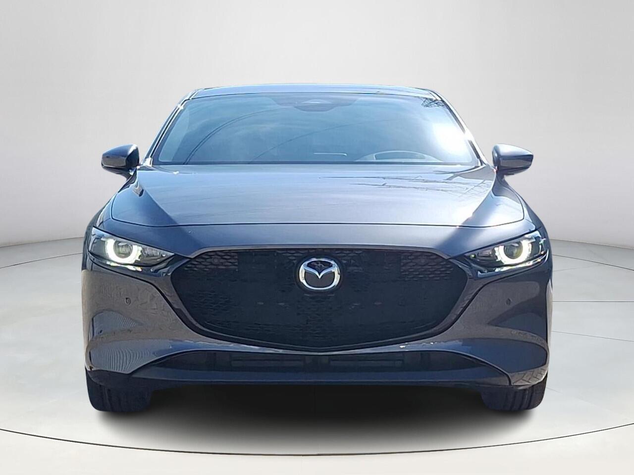 Mazda 3 2.5 e-SkyActiv-G M Hybrid 140 Exclusive-line | 360 Camera | Bose | Dodehoeksensoren | Draadloze Applecarplay en Android Auto | Full LED | Adaptief grootlicht | Adaptieve Cruise Control | Automaat | Stoel en stuurverwarming