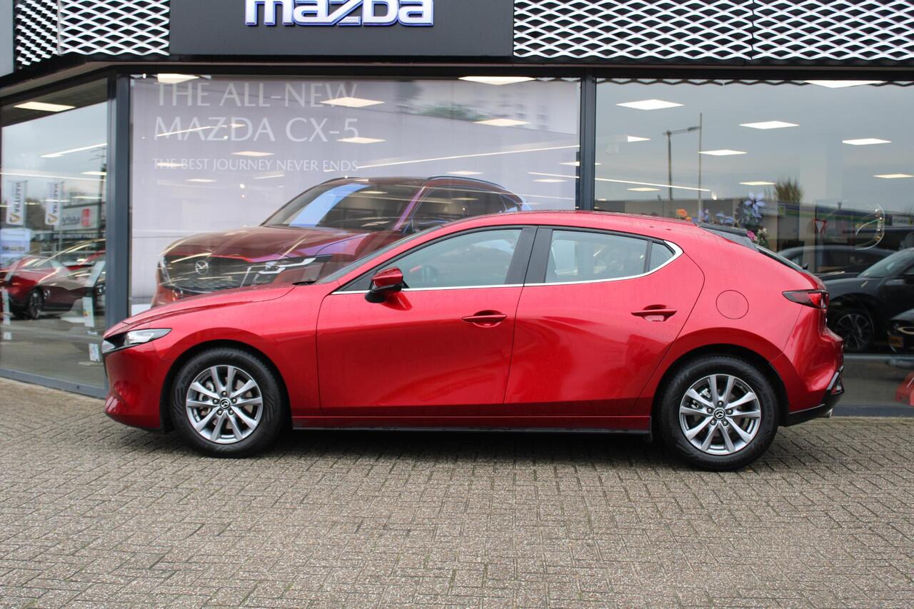 Mazda 3 HB 2.0 e-SkyActiv-G M Hybrid 122 Comfort met Bose , Leder, Bose, Adap.cruise,Navi, Apple Carplay, PDC, LMV 16 Inch, Stuur/Stoelverwarming.