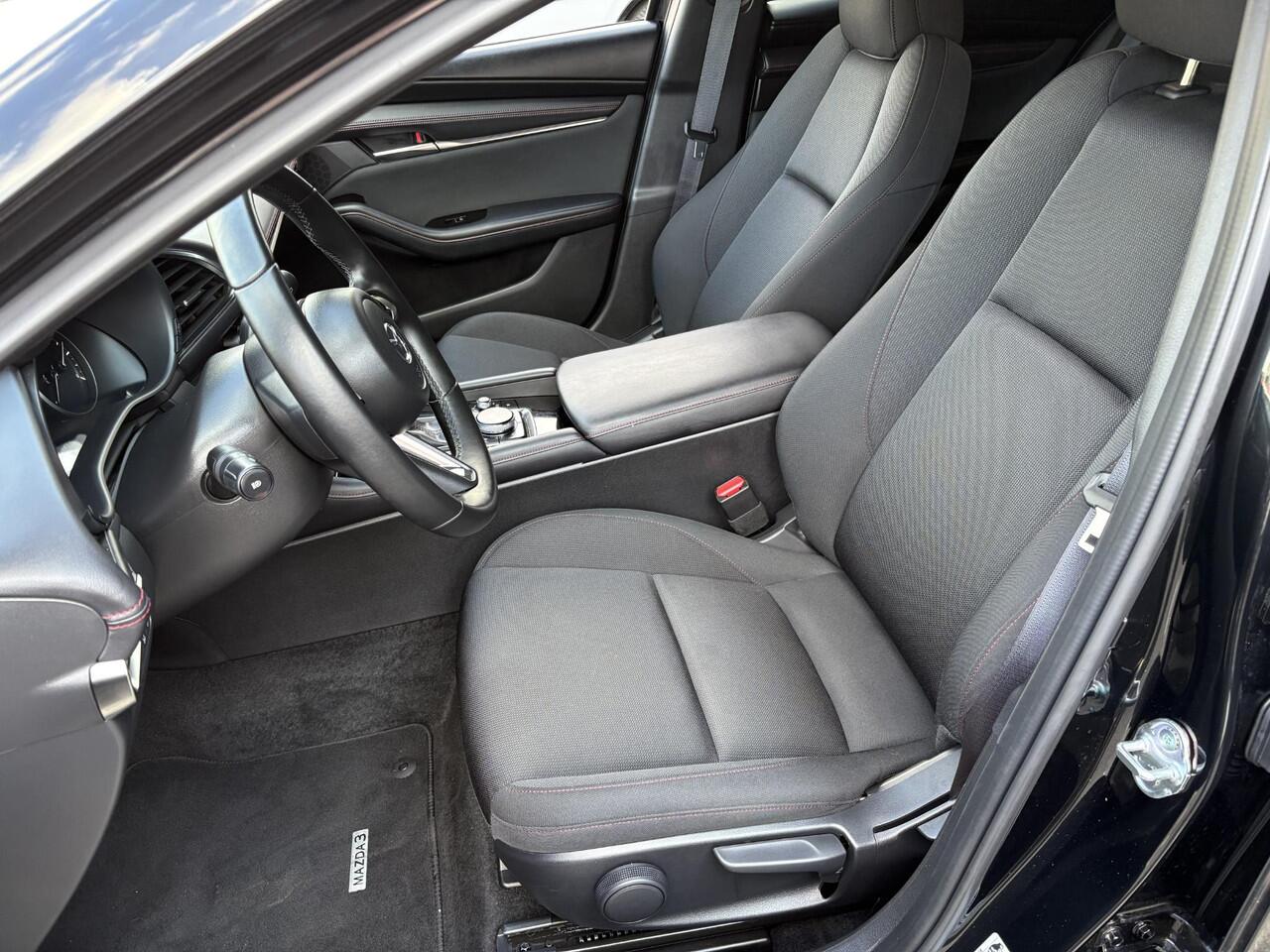 Mazda 3 2.0 e-SkyActiv-X M Hybrid 186 Homura BTW auto / Garantie t/m 02-2030 / Huidige nieuwprijs ¤41.610,-