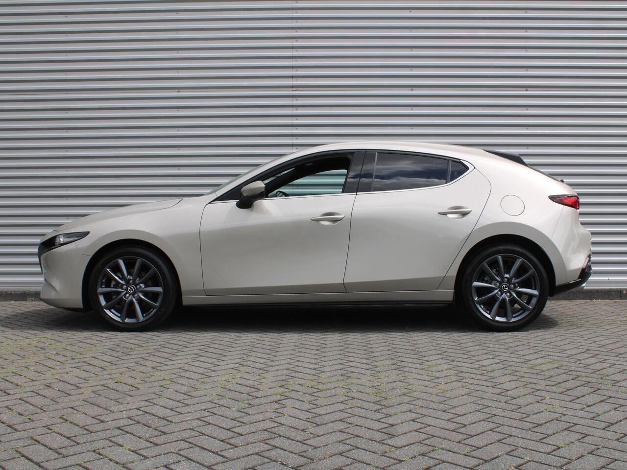 Mazda 3 2.5 e-SkyActiv-G M Hybrid 140 Exclusive-line | Automaat | Nieuw | Hoge korting | Uit voorraad leverbaar |