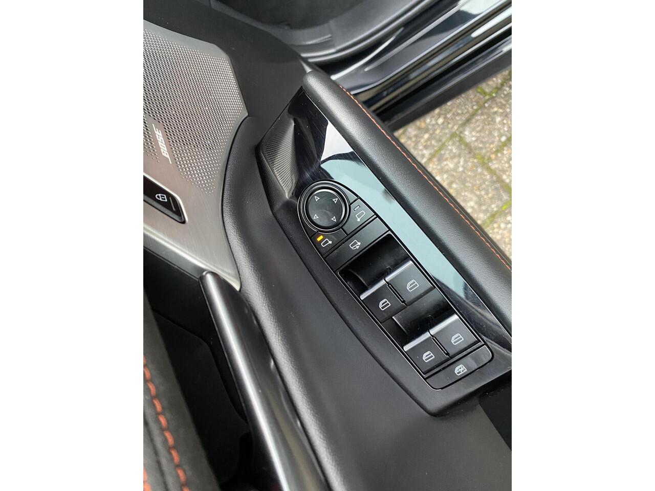 Mazda 3 2.5 e-SkyActiv-G M Hybrid 140 Nagisa