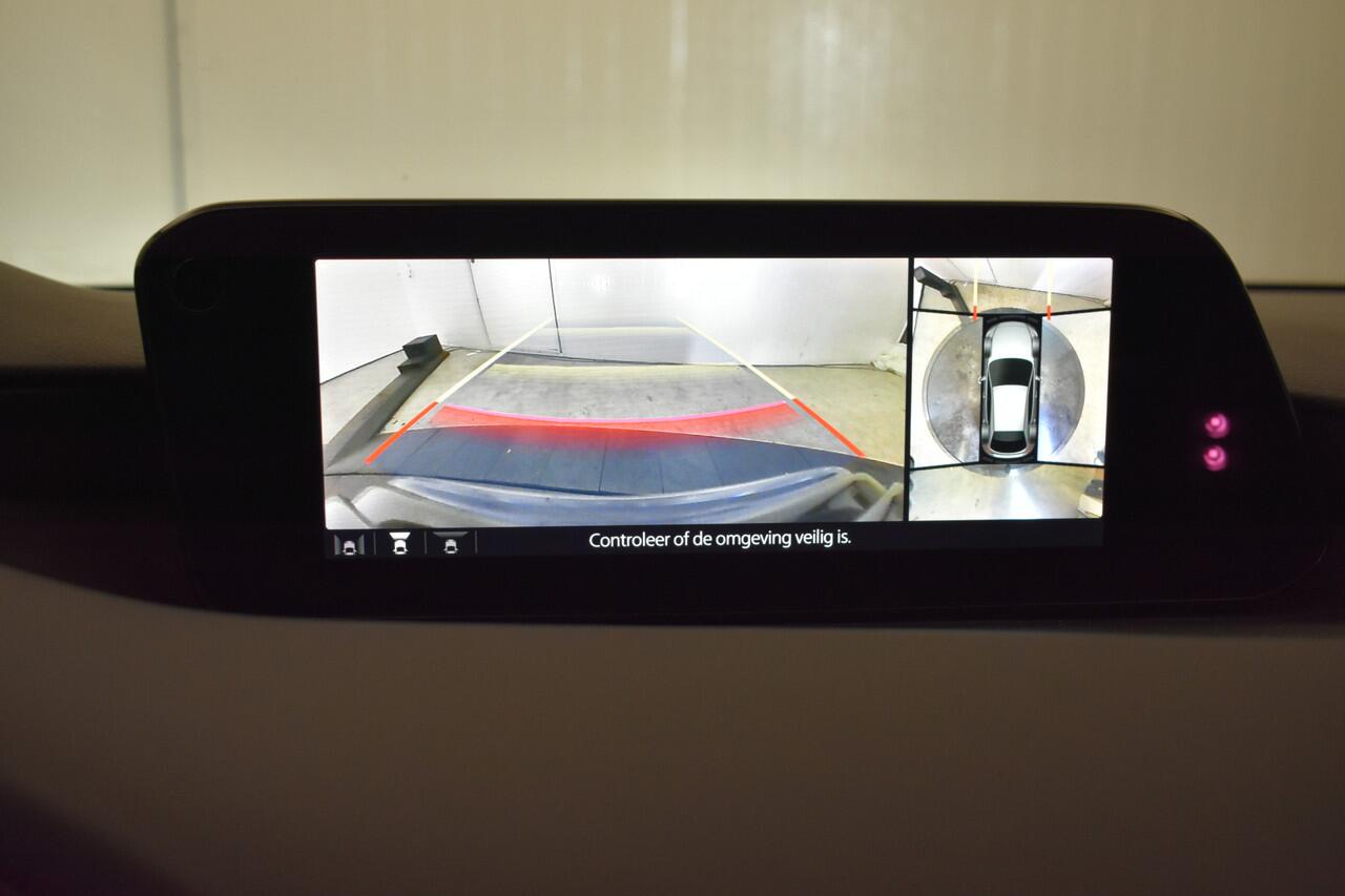 Mazda 3 2.0 e-SkyActiv-X M Hybrid 180 PKLuxury Trekh 360ºCamera Bose Vol Leder dodeh detec