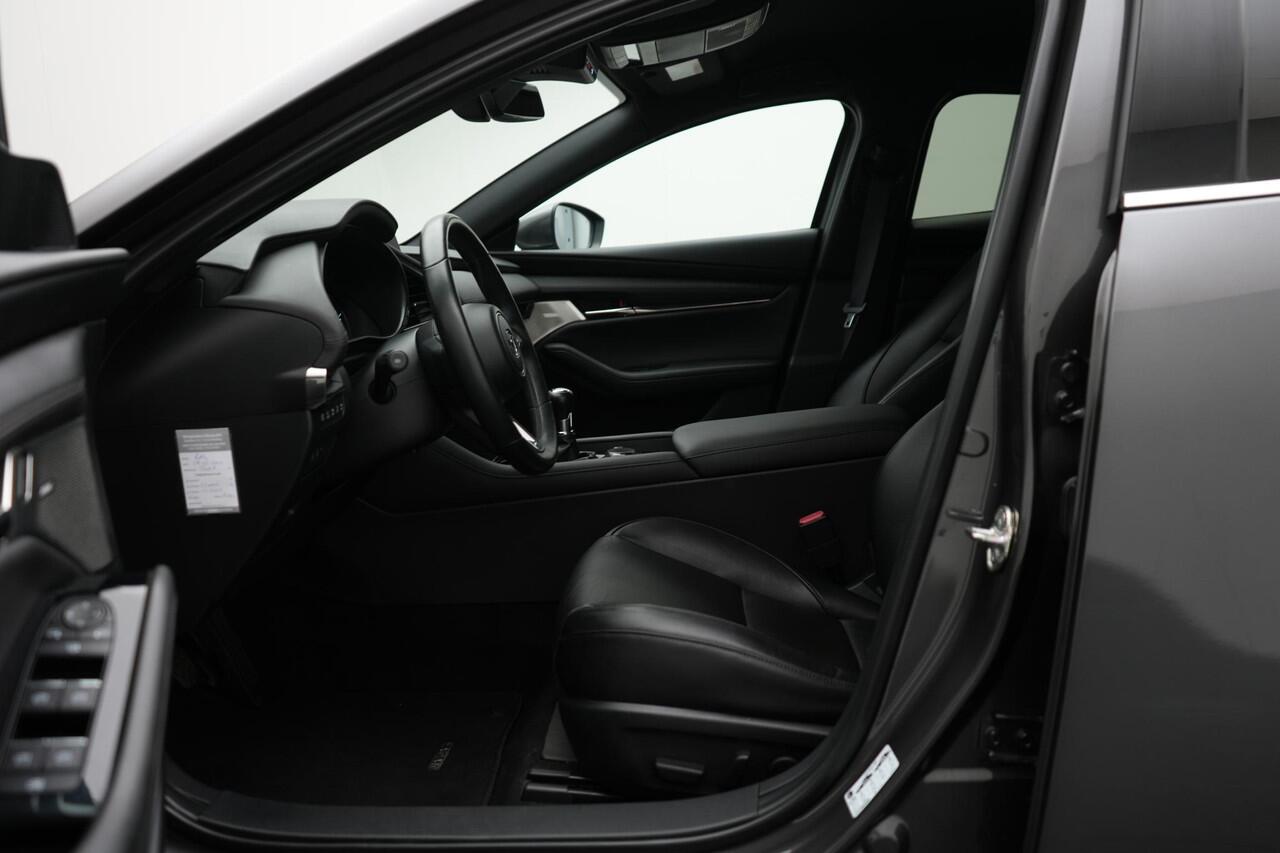 Mazda 3 2.0 SkyActiv-X Luxury i-Activesense: dealer onderhouden