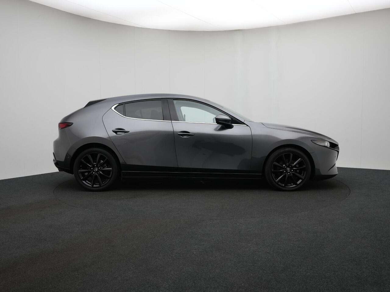 Mazda 3 2.0 SkyActiv-X Luxury i-Activesense: dealer onderhouden