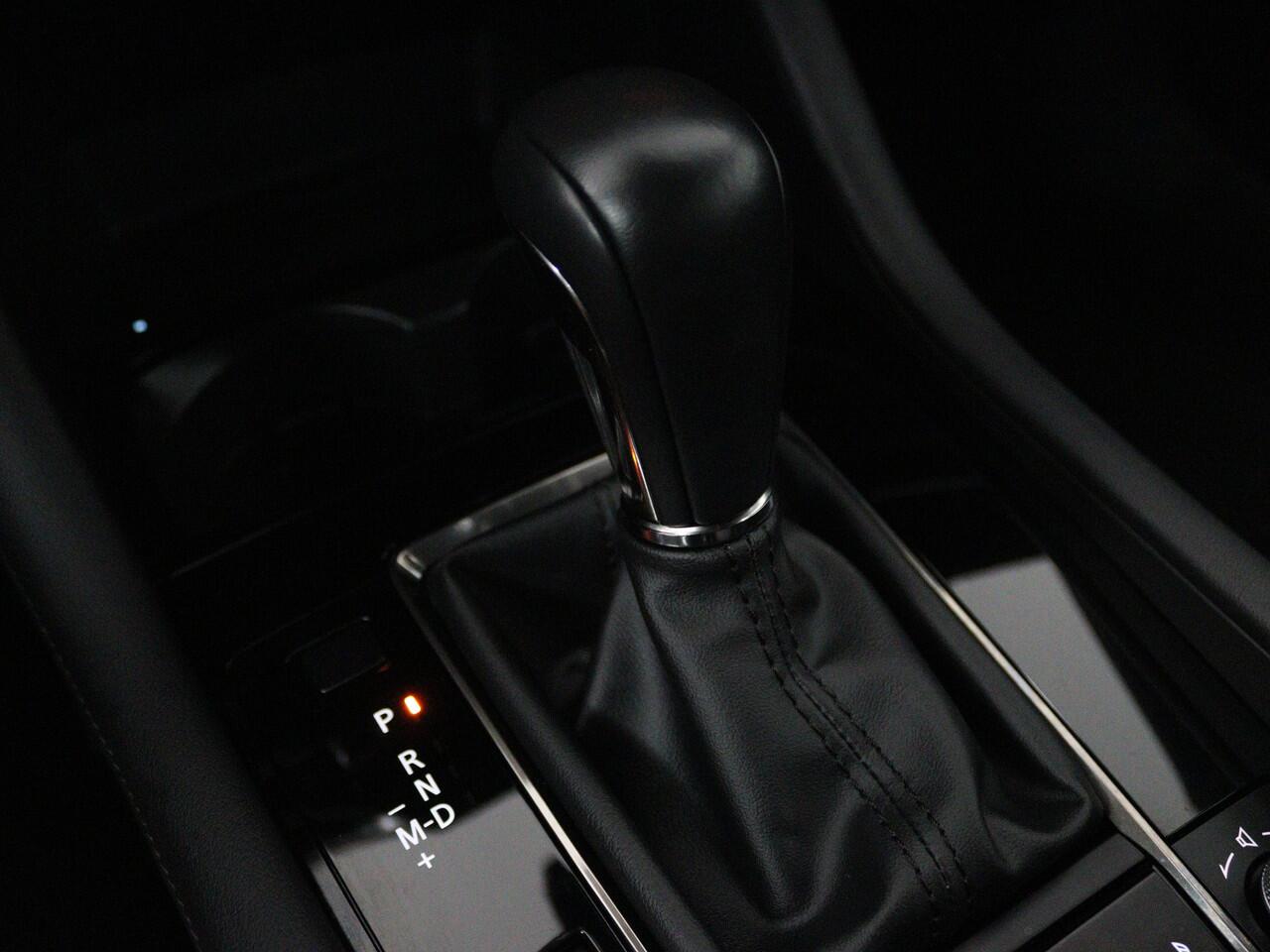 Mazda 3 2.0 e-SkyActiv-X M Hybrid 186 Exclusive-line automaat | BOSE | 360 camera | Trekhaak |